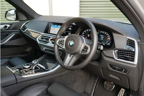BMW X5 M50i V8 - Large 17