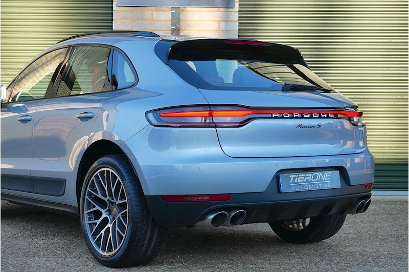 Porsche Macan T V6 S - Large 36