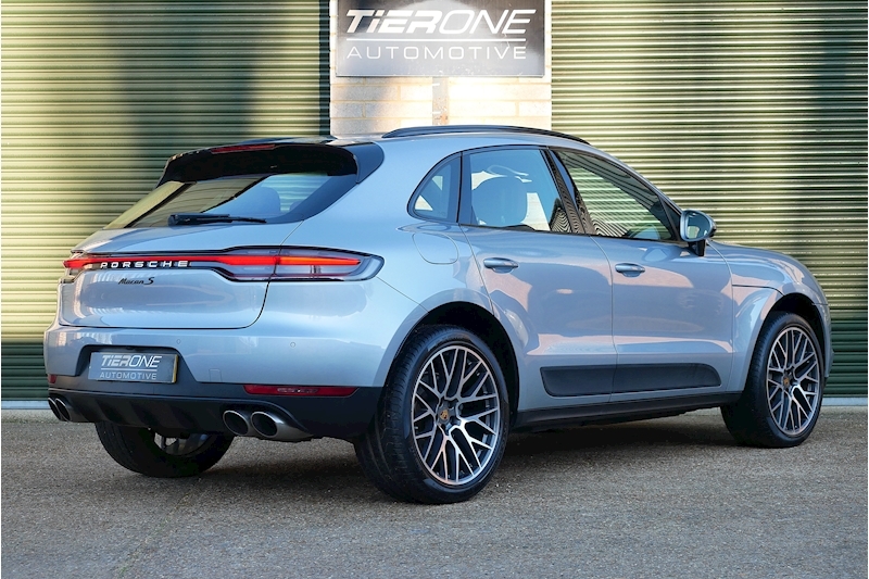 Porsche Macan T V6 S - Large 1