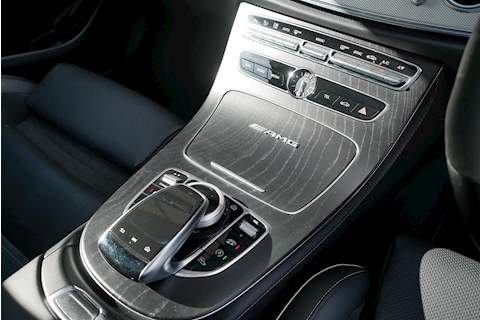 Mercedes-Benz E Class E63 V8 BiTurbo AMG S Premium - Large 14