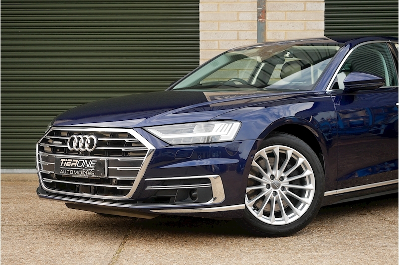 Audi A8 TFSI V6 - Large 29