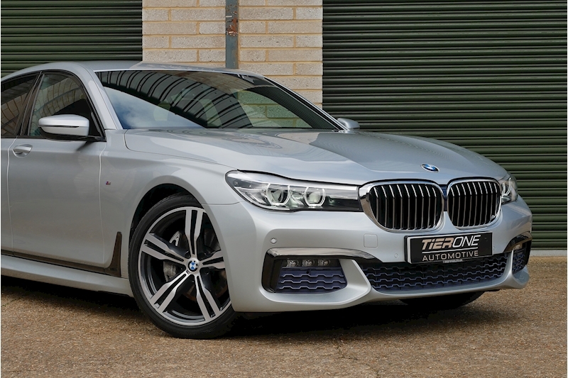 BMW 7 Series 730d M Sport - Large 37