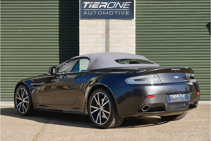 Aston Martin Vantage S SP10 Roadster - Large 8