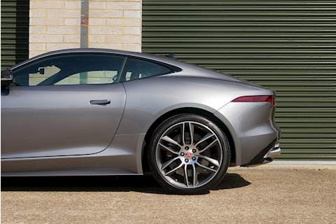 Jaguar F-Type V8 R-Dynamic - Large 35