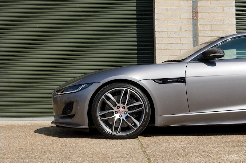 Jaguar F-Type V8 R-Dynamic - Large 34