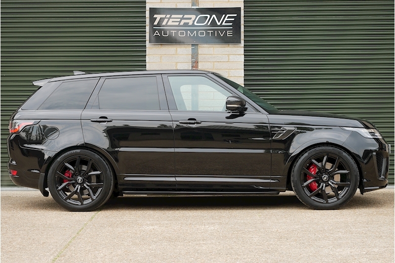 Land Rover Range Rover Sport P575 V8 SVR - Large 2