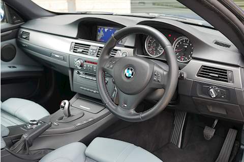 BMW M3 iV8 Competition - Large 22
