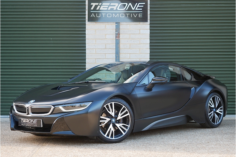 BMW i8 Protonic Frozen Black Edition