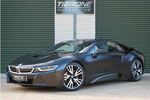 BMW i8 Protonic Frozen Black Edition - Large 0