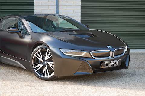 BMW i8 Protonic Frozen Black Edition - Large 20