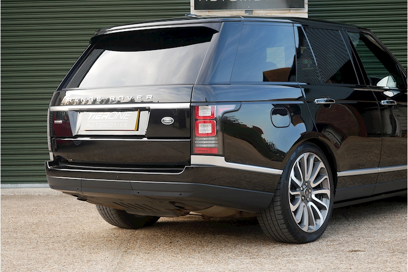 Land Rover Range Rover V8 Autobiography - Large 48