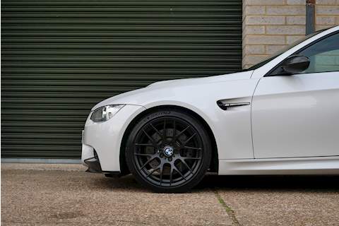 BMW M3 iV8 Competition - Large 36