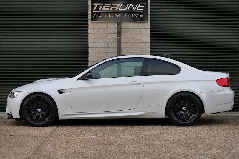 BMW M3 iV8 Competition - Large 9