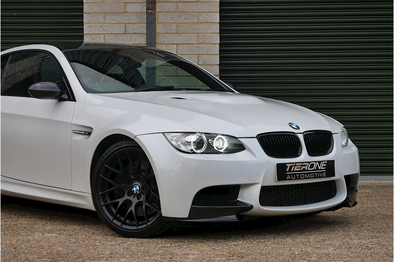 BMW M3 iV8 Competition - Large 41