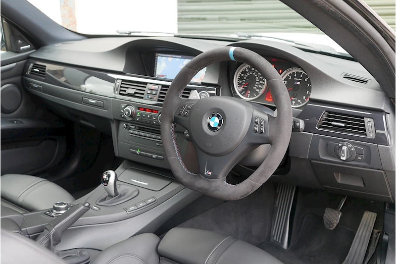 BMW M3 iV8 Competition - Large 29