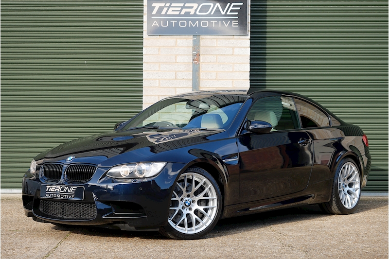 BMW M3 iV8 Competition