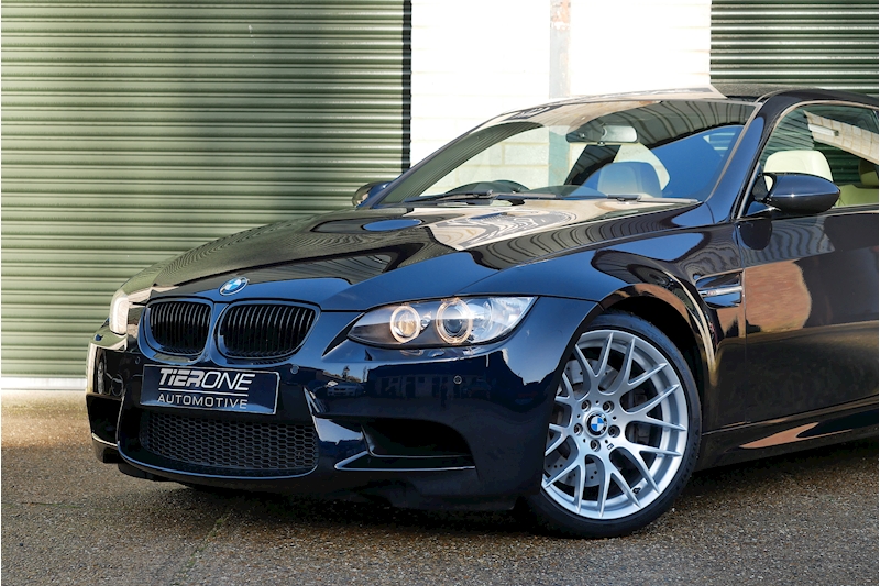 BMW M3 iV8 Competition - Large 29