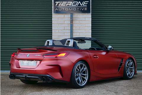 BMW Z4 M40i First Edition - Large 1