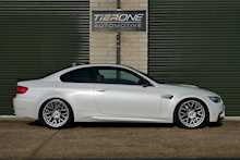 BMW M3 iV8 Competition - U617