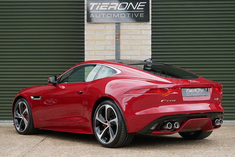 Jaguar F-Type V8 R AWD - Large 8