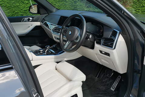 BMW X5 40d MHT M Sport - Large 10