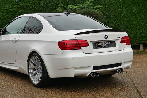 BMW M3 iV8 Competition - Large 40