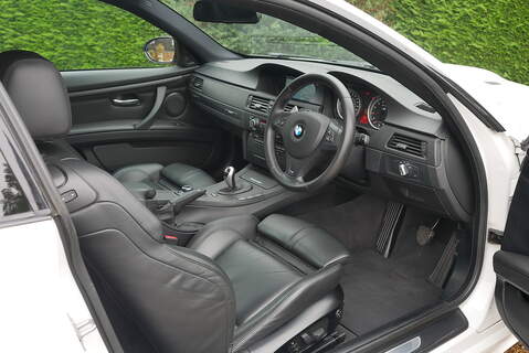 BMW M3 iV8 Competition - Large 10