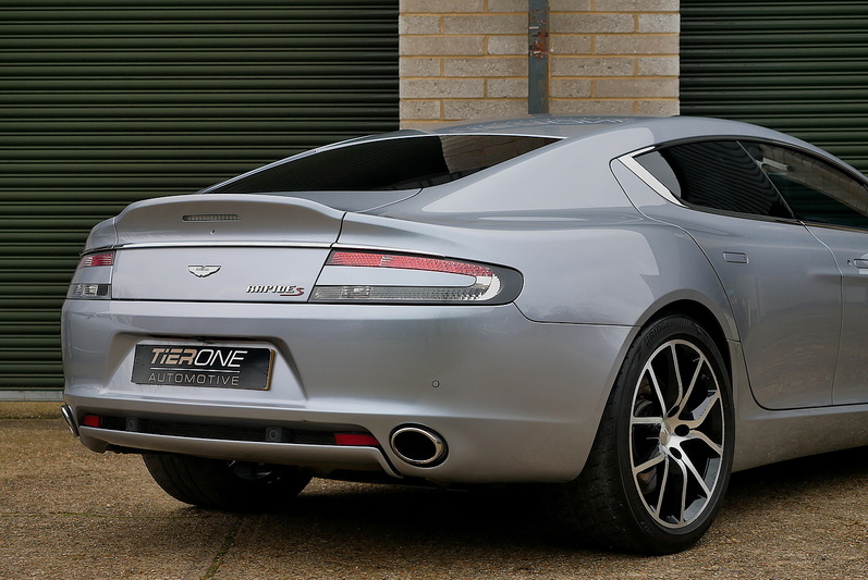 Aston Martin Rapide S V12 S - Large 44