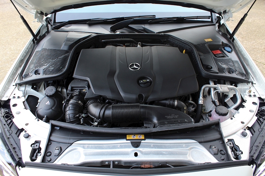 Mercedes-Benz C Class C250d AMG LINE PREMIUM PLUS 4MATIC - Large 33