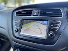HYUNDAI I20 1.0T-GDI PREMIUM NAV 5DR