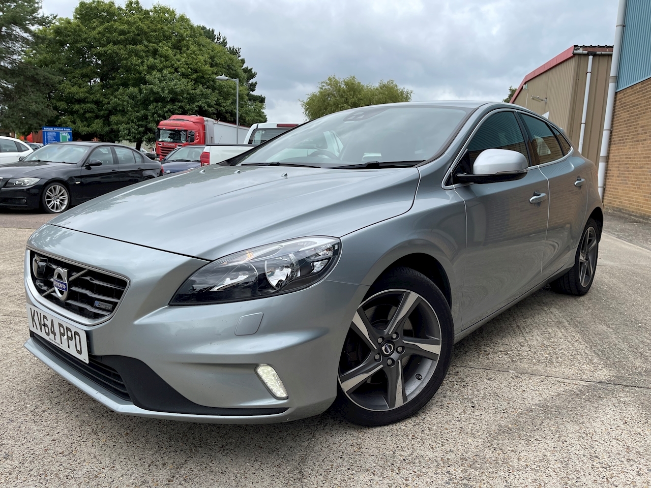 Volvo v40 d4