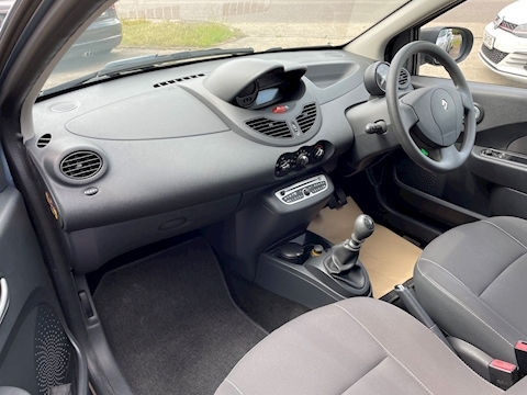 Twingo Dynamique Hatchback 1.2 Manual Petrol