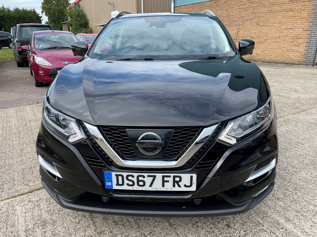 Used 2017 Nissan Qashqai DIG-T N-Connecta For Sale in Suffolk (U10470)