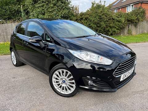 1.6 Titanium Hatchback 5dr Petrol Powershift Euro 5 (105 ps)