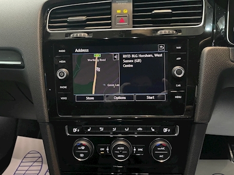 2.0 TSI R Hatchback 3dr Petrol DSG 4Motion (s/s) (310 ps)