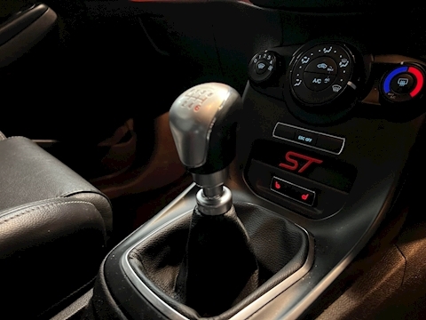 Fiesta ST-2 Hatchback 1.6 Manual Petrol