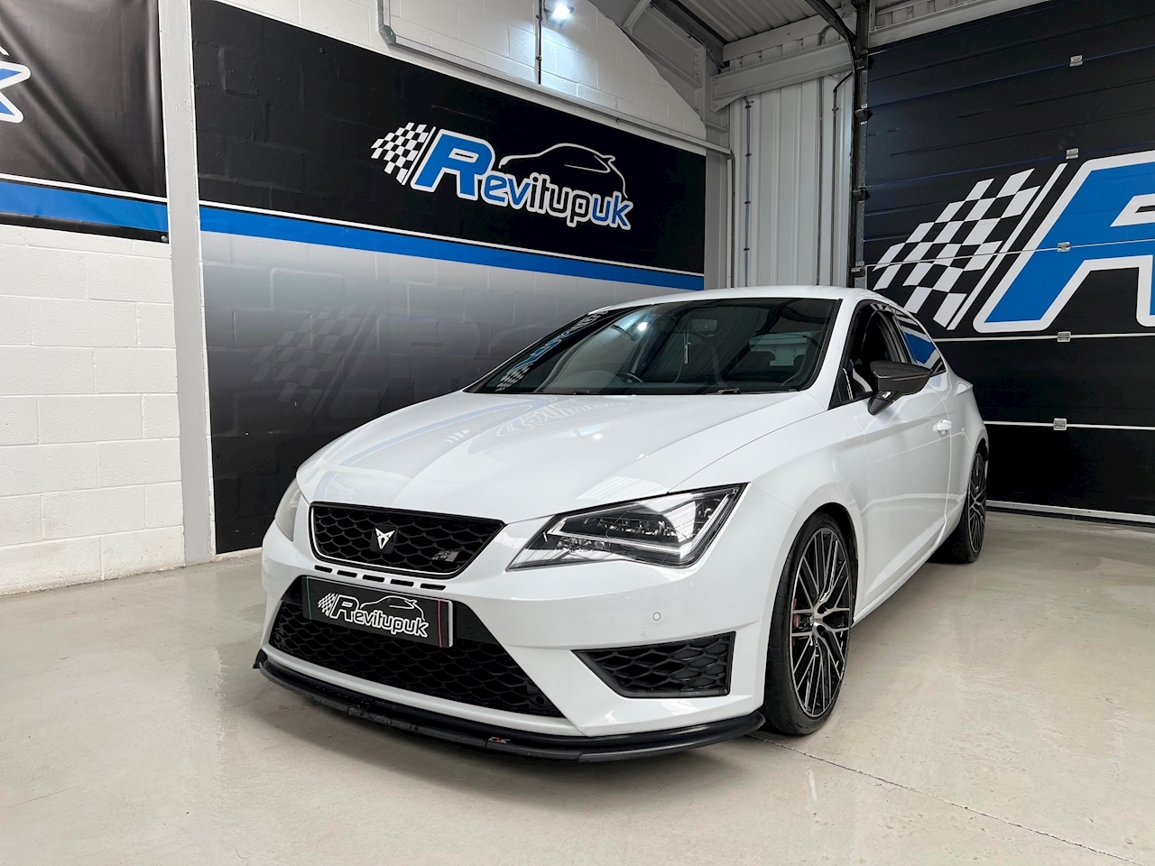 Used 2016 SEAT Leon TSI Cupra 290 Black For Sale (U1141) | Rev It Up UK