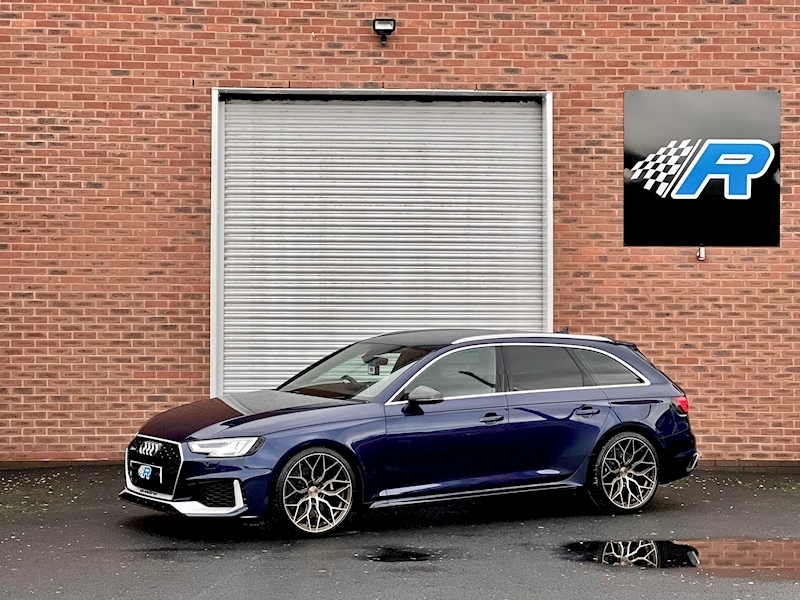 Rs 4 Tfsi Quattro Estate 3.0 Automatic Petrol