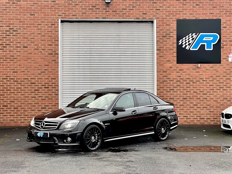 6.3 C63 V8 AMG Saloon 4dr Petrol G-Tronic Euro 5 (457 ps)