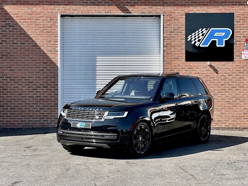 4.4 P530 V8 First Edition SUV 5dr Petrol Auto 4WD Euro 6 (s/s) (530 ps)