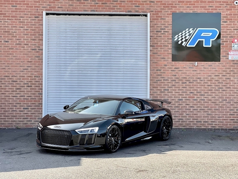 5.2 FSI V10 Coupe 2dr Petrol S Tronic quattro Euro 6 (s/s) (540 ps)