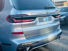 2022/72 BMW X7 40D MHT M SPORT X DRIVE + 14K OPTIONS + FULLY LOADED CAR