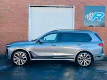 2022/72 BMW X7 40D MHT M SPORT X DRIVE + 14K OPTIONS + FULLY LOADED CAR
