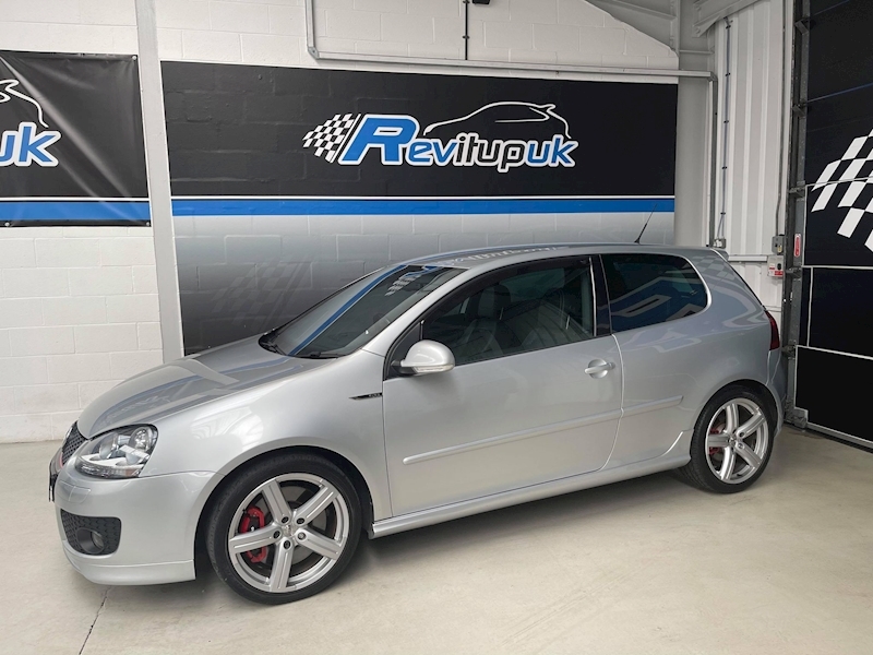 2.0 TFSI GTI Pirelli Hatchback 3dr Petrol DSG (188 g/km, 227 bhp)