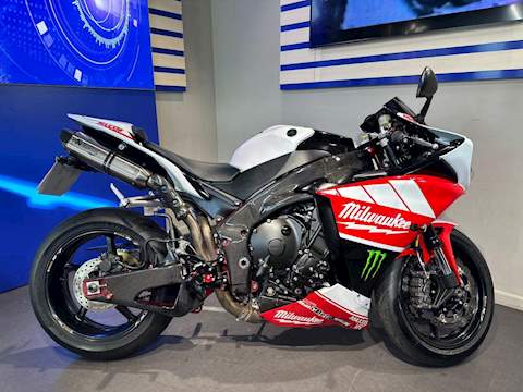 R1 1000cc SuperSport Manual Petrol SuperSport Manual Petrol
