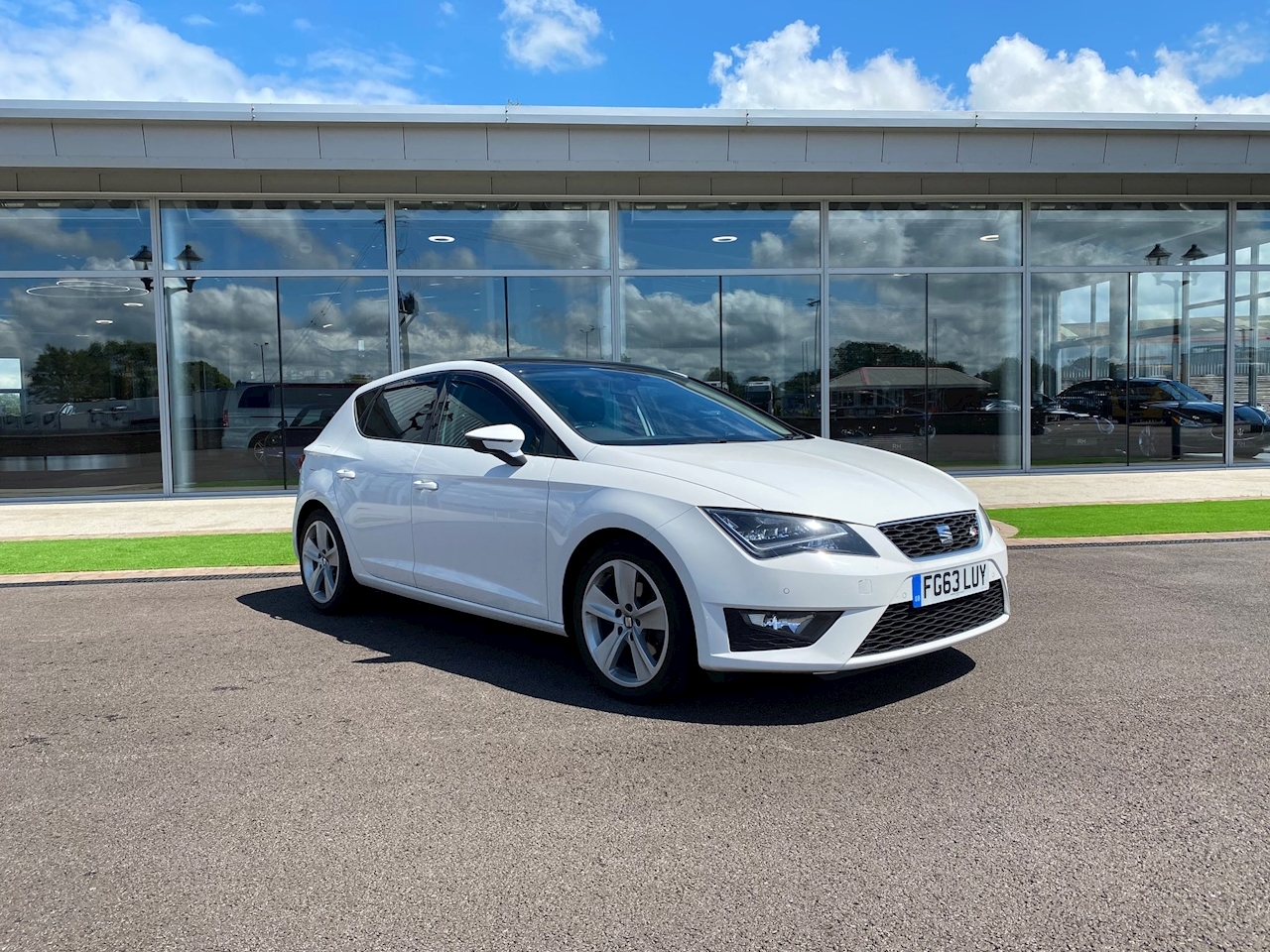 Used 13 Seat Leon Fr Hatchback 2 0 Manual Diesel For Sale In Suffolk Roy Humphreys