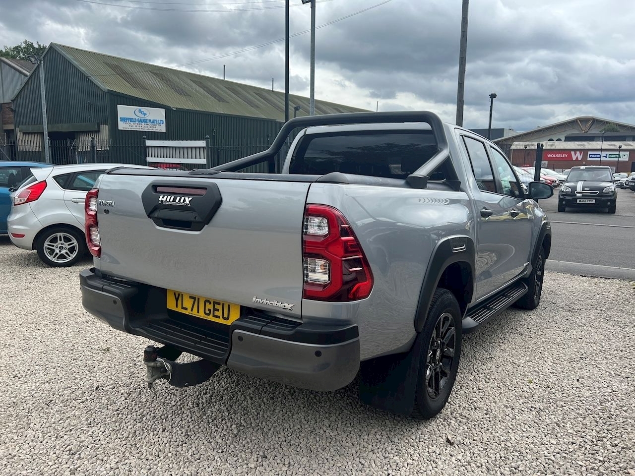Used 2021 Toyota 2.8 D-4D Invincible X Double Cab Pickup 4dr Diesel Auto  4WD Euro 6 (s/s) (204 ps) For Sale in South Yorkshire