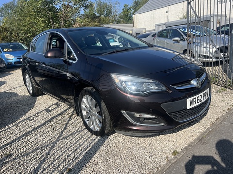 Vauxhall 2.0 CDTi Elite Hatchback 5dr Diesel Auto Euro 5 (165 ps)