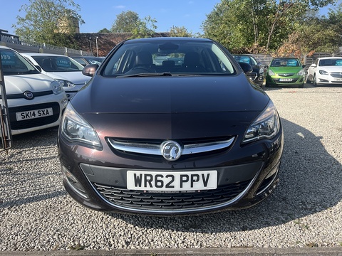 Vauxhall 2.0 CDTi Elite Hatchback 5dr Diesel Auto Euro 5 (165 ps)