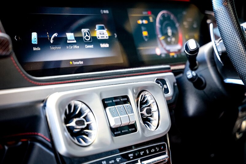 Mercedes-Benz G Class G63 V8 BiTurbo AMG Edition 1 - U443